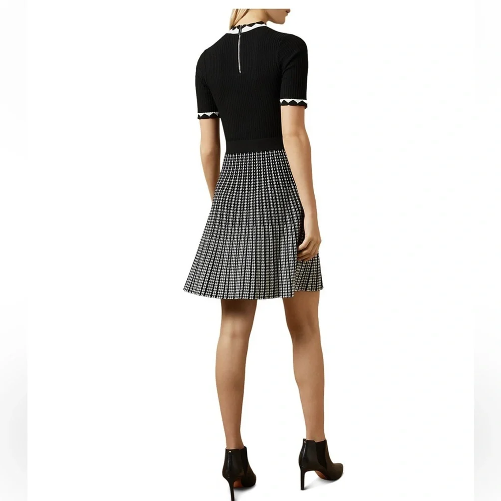Ted Baker Carmann Knit Skater Black and White Dress Size 2